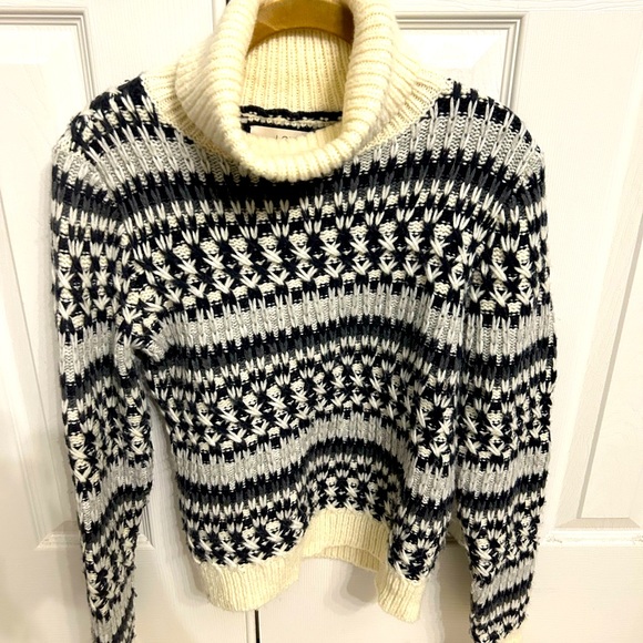 Loft Sweater Size Small - Picture 1 of 4